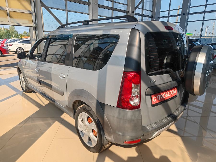Lada (Ваз) Largus Cross 1.6 MT (106 л.с.), 2018 Lada (Ваз) Largus Cross 1.6 MT (106 л.с.), 2018