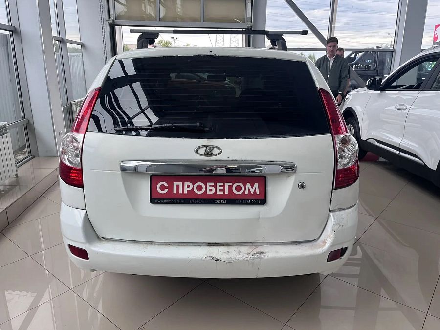 Lada (Ваз) Priora 1.6 MT (98 л.с.), 2012