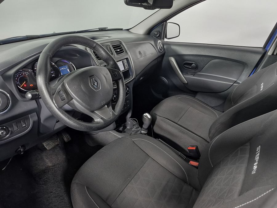 Renault Sandero Stepway 1.6 AMT (82 л.с.), 2015