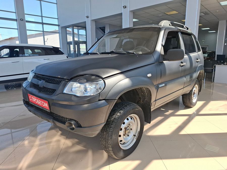 Chevrolet Niva 1.7 MT (80 л.с.) 4WD, 2011