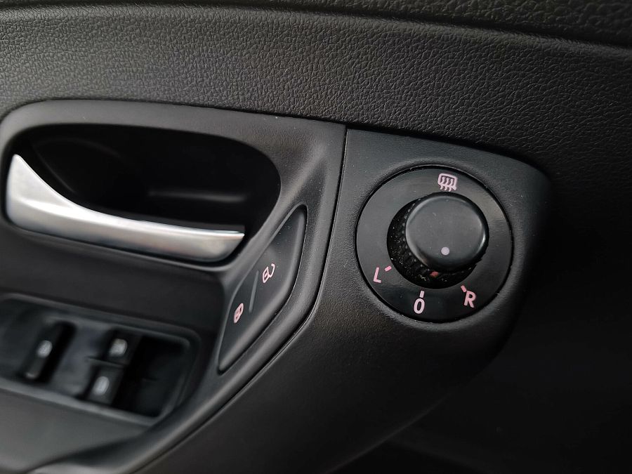 Volkswagen Polo 1.6 MT (105 л.с.), 2011