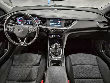 Opel Insignia 1.6d MT (136 л.с.), 2019 — купить в Нижнем Новгороде
