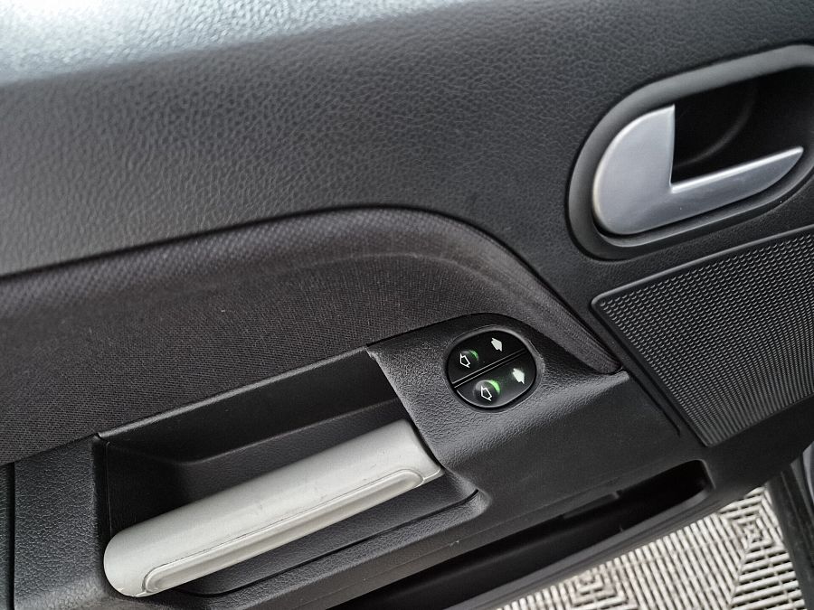 Ford Fusion 1.6 AT (101 л.с.), 2011