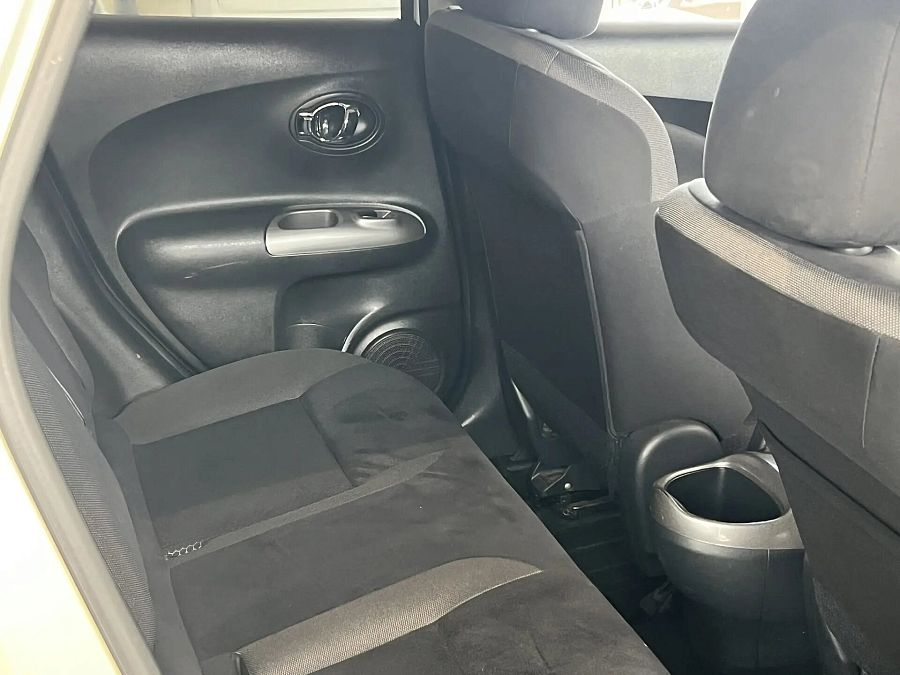 Nissan Juke 1.6 CVT (190 л.с.) 4WD, 2011