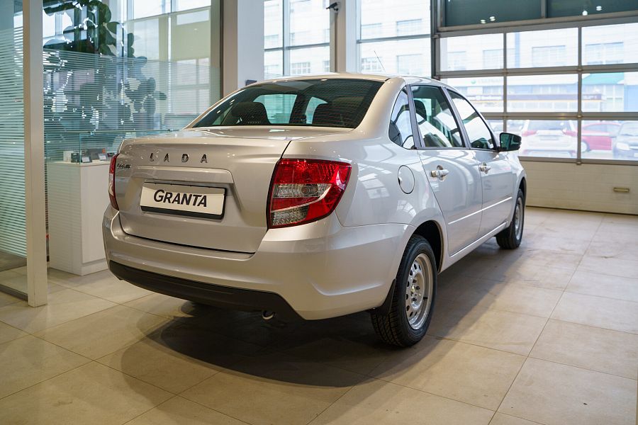 Lada (Ваз) Granta 1.6 MT (90 л.с.), 2025 Lada (Ваз) Granta 1.6 MT (90 л.с.), 2025