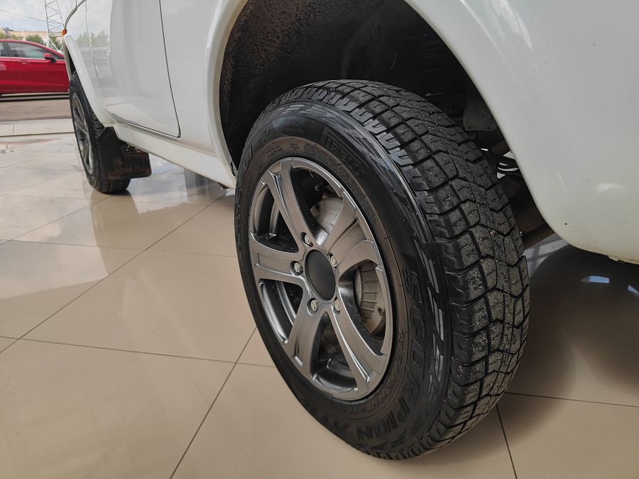 Lada (Ваз) Niva Legend 1.7 MT (83 л.с.) 4WD, 2023 Lada (Ваз) Niva Legend 1.7 MT (83 л.с.) 4WD, 2023
