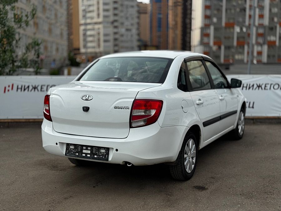 Lada (Ваз) Granta 1.6 MT (106 л.с.), 2015 Lada (Ваз) Granta 1.6 MT (106 л.с.), 2015