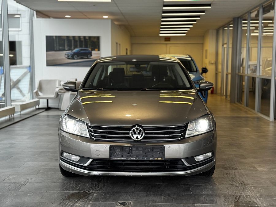 Volkswagen Passat 1.8 AMT (152 л.с.), 2012 Volkswagen Passat 1.8 AMT (152 л.с.), 2012