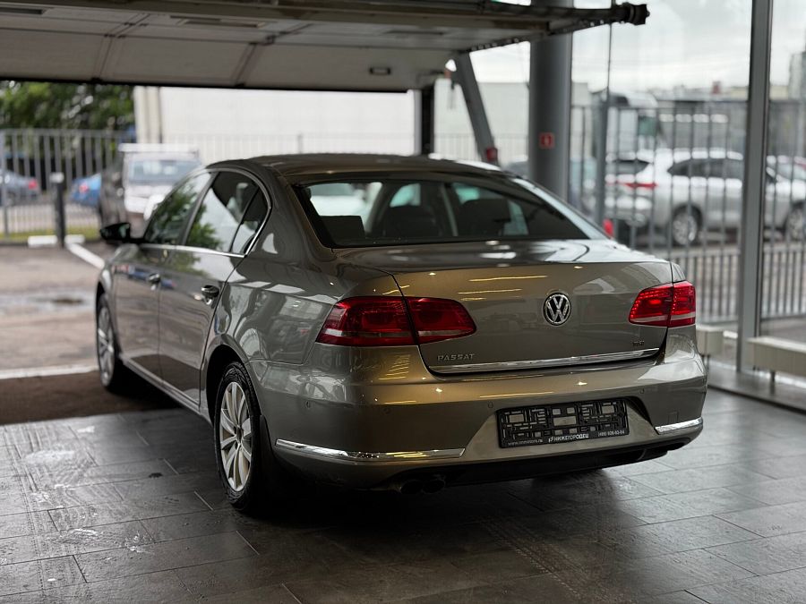 Volkswagen Passat 1.8 AMT (152 л.с.), 2012 Volkswagen Passat 1.8 AMT (152 л.с.), 2012