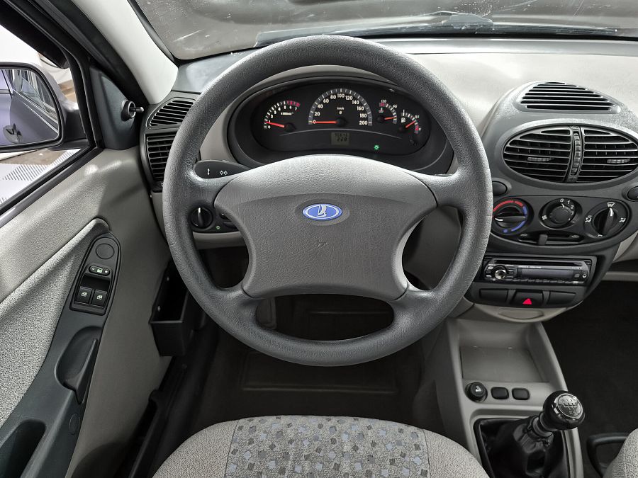 Lada (Ваз) Kalina 1.6 MT (81 л.с.), 2008 Lada (Ваз) Kalina 1.6 MT (81 л.с.), 2008