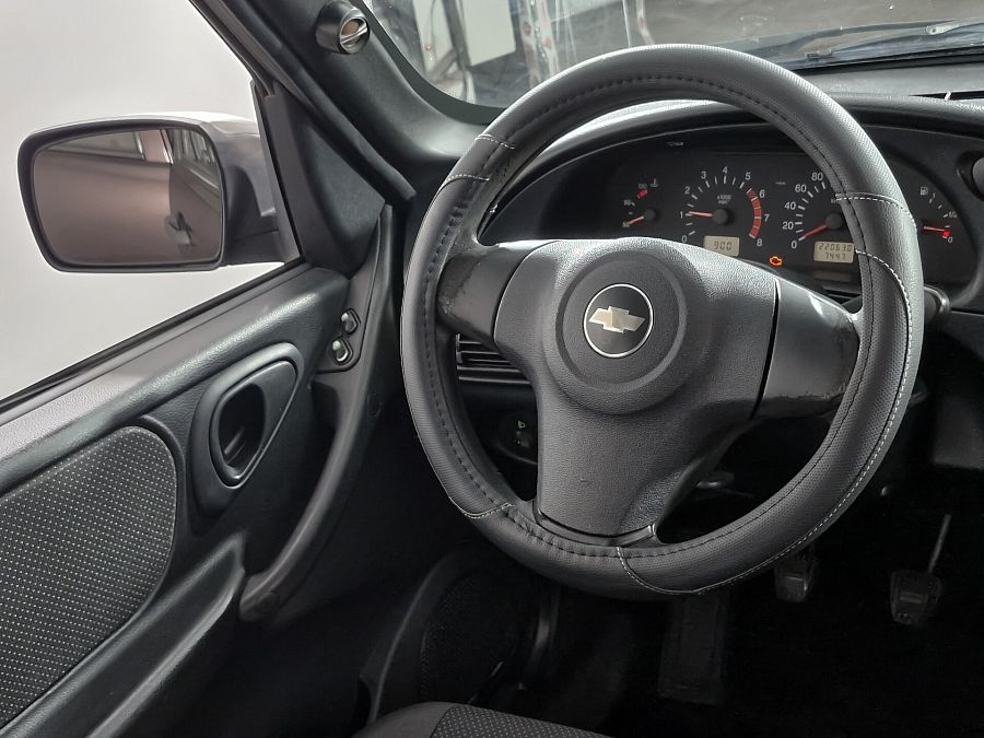 Chevrolet Niva 1.7 MT (80 л.с.) 4WD, 2013 Chevrolet Niva 1.7 MT (80 л.с.) 4WD, 2013