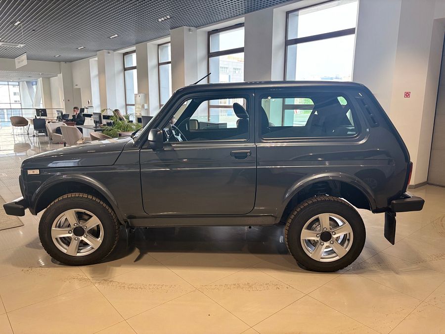 Lada (Ваз) Niva Legend 1.7 MT (83 л.с.) 4WD, 2026 Lada (Ваз) Niva Legend 1.7 MT (83 л.с.) 4WD, 2026