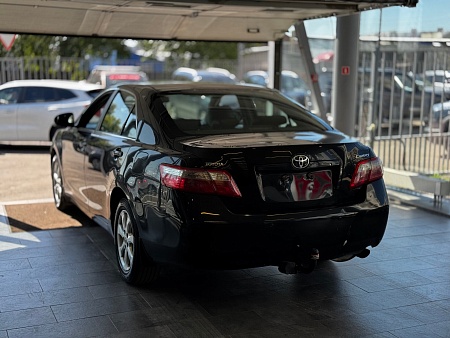 Toyota Camry 2.4 AT (167 л.с.), 2011