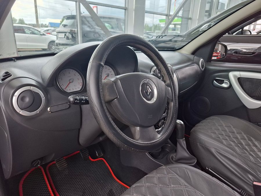 Renault Sandero 1.6 MT (84 л.с.), 2012 Renault Sandero 1.6 MT (84 л.с.), 2012