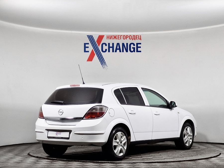 Opel Astra 1.6 AMT (115 л.с.), 2011 Opel Astra 1.6 AMT (115 л.с.), 2011
