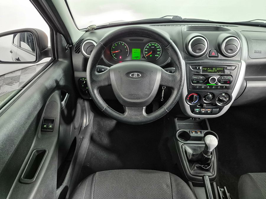 Lada (Ваз) Granta 1.6 MT (106 л.с.), 2016 Lada (Ваз) Granta 1.6 MT (106 л.с.), 2016