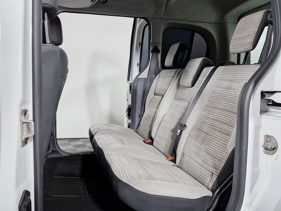 Renault Kangoo 1.6 MT (84 л.с.), 2012