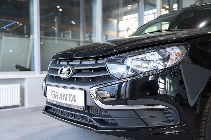 Lada (Ваз) Granta 1.6 MT (90 л.с.), 2026