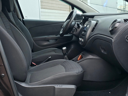 Renault Kaptur 1.6 MT (114 л.с.), 2018 Renault Kaptur 1.6 MT (114 л.с.), 2018 — купить в Нижнем Новгороде