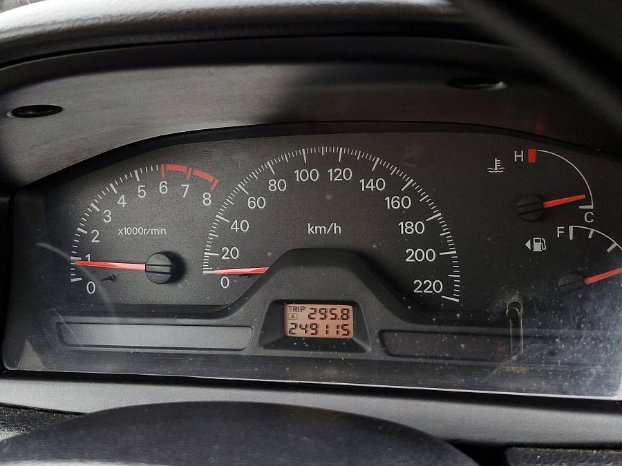 Mitsubishi Lancer 1.6 MT (98 л.с.), 2004