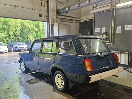Lada (Ваз) 2104 1.5 MT (72 л.с.), 2004