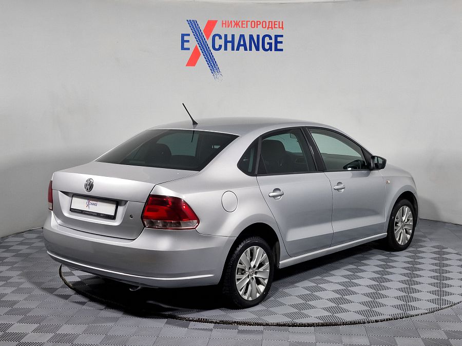 Volkswagen Polo 1.6 MT (85 л.с.), 2014