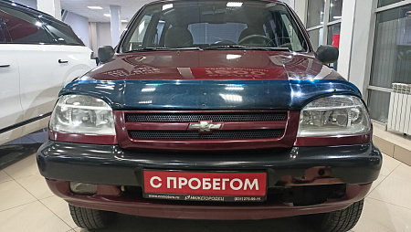 Chevrolet Niva 1.7 MT (80 л.с.) 4WD, 2004 — купить в Нижнем Новгороде
