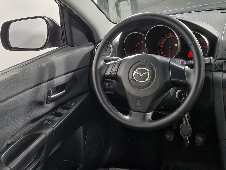 Mazda 3 1.6 MT (105 л.с.), 2005