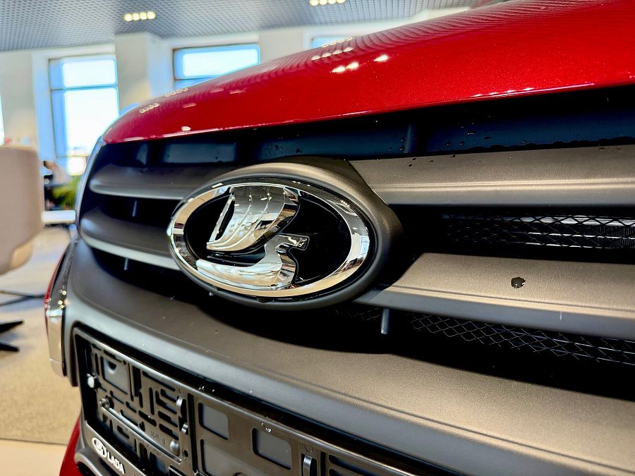 Lada (Ваз) Granta 1.6 MT (90 л.с.), 2026 Lada (Ваз) Granta 1.6 MT (90 л.с.), 2026