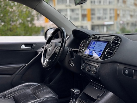 Volkswagen Tiguan 2.0d AT (140 л.с.) 4WD, 2010 Volkswagen Tiguan 2.0d AT (140 л.с.) 4WD, 2010