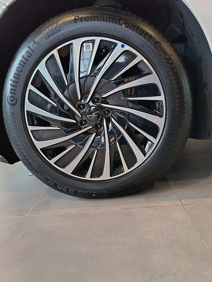 Exeed Exlantix ET 1.5hyb AT (469 л.с.) 4WD, 2026