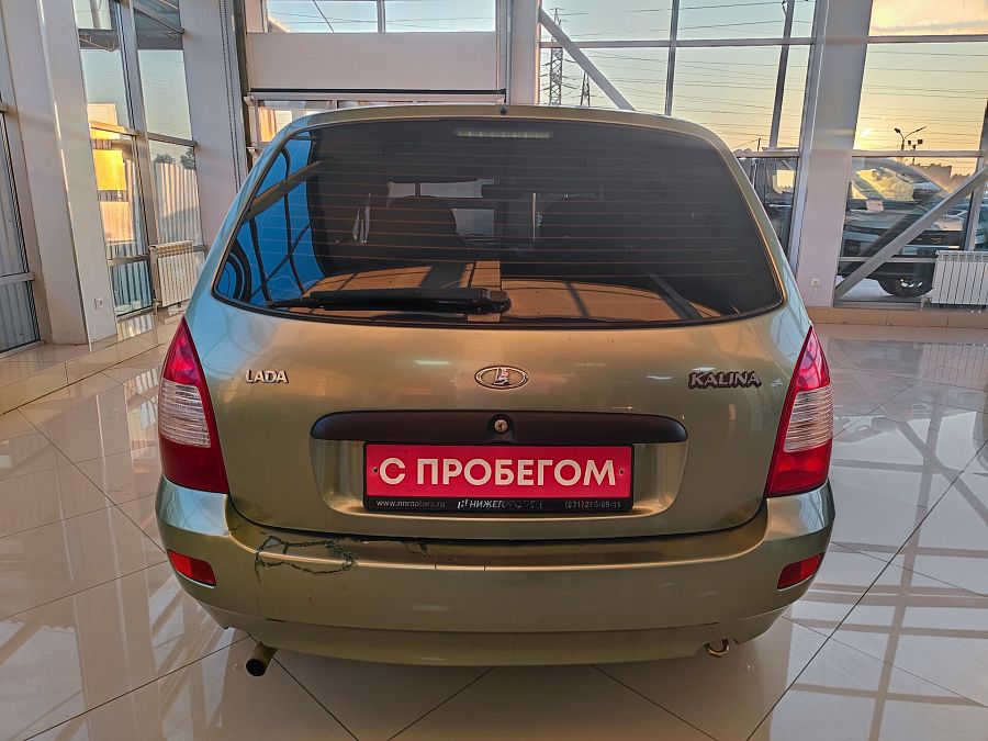 Lada (Ваз) Kalina 1.6 MT (81 л.с.), 2010