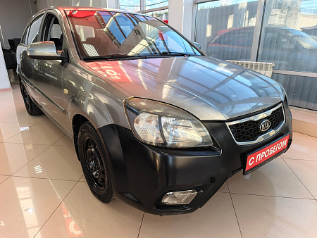 Kia Rio 1.4 MT (95 л.с.), 2010 — купить в Нижнем Новгороде