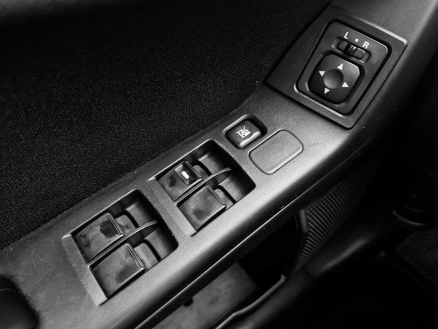 Mitsubishi Lancer 1.5 AT (109 л.с.), 2010