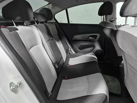 Chevrolet Cruze 1.6 MT (109 л.с.), 2011