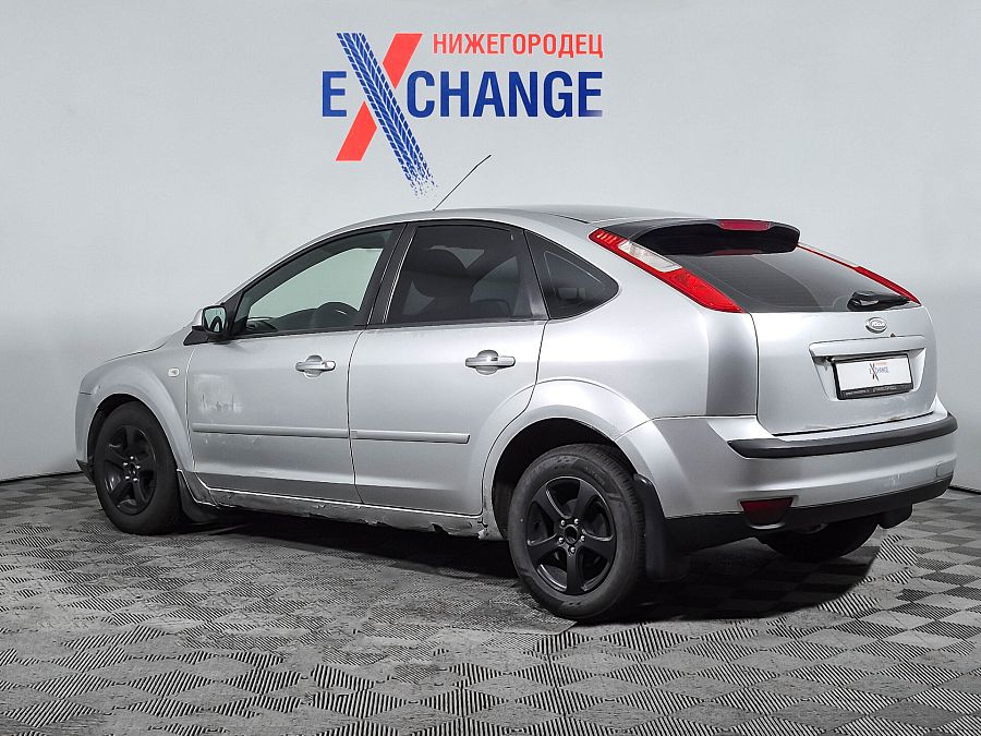 Ford Focus 1.6 MT (100 л.с.), 2007