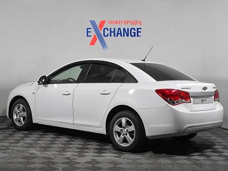 Chevrolet Cruze 1.6 MT (109 л.с.), 2011