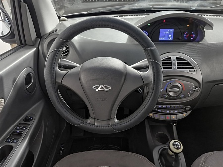 Chery IndiS (S18D) 1.3 MT (83 л.с.), 2012