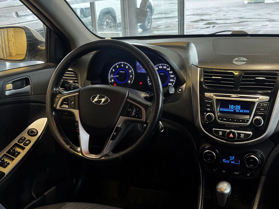 Hyundai Solaris 1.4 AT (107 л.с.), 2014