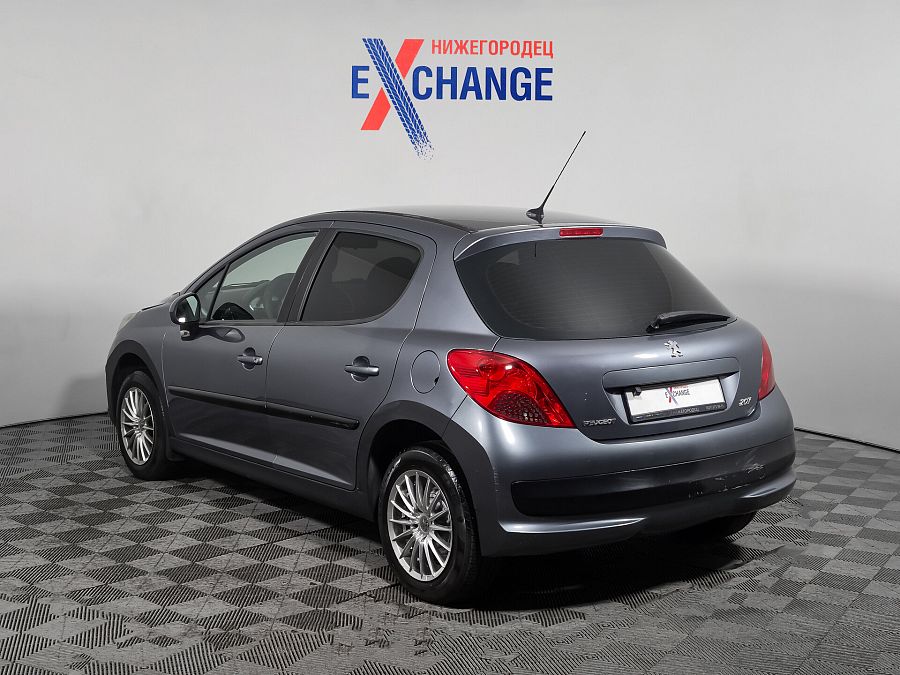 Peugeot 207 1.4 MT (90 л.с.), 2008