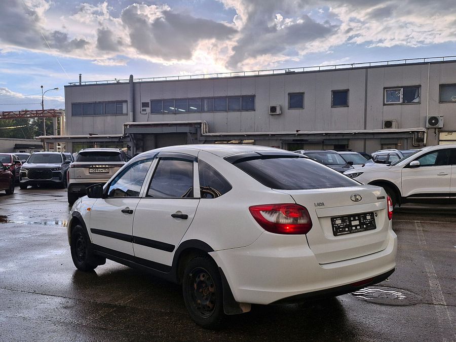 Lada (Ваз) Granta 1.6 MT (87 л.с.), 2014 Lada (Ваз) Granta 1.6 MT (87 л.с.), 2014