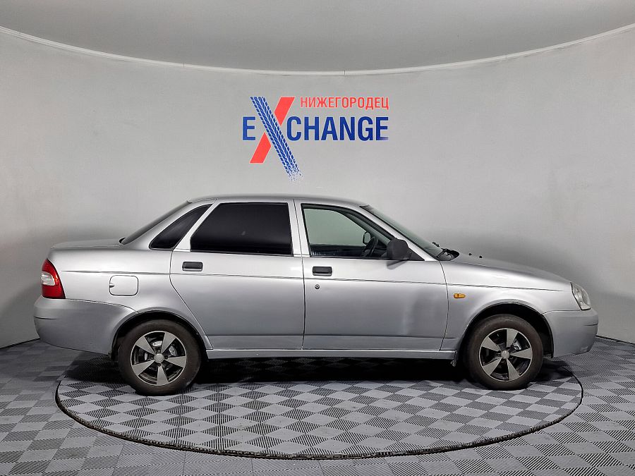 Lada (Ваз) Priora 1.6 MT (98 л.с.), 2010
