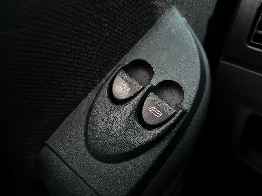 Fiat Albea 1.4 MT (77 л.с.), 2007