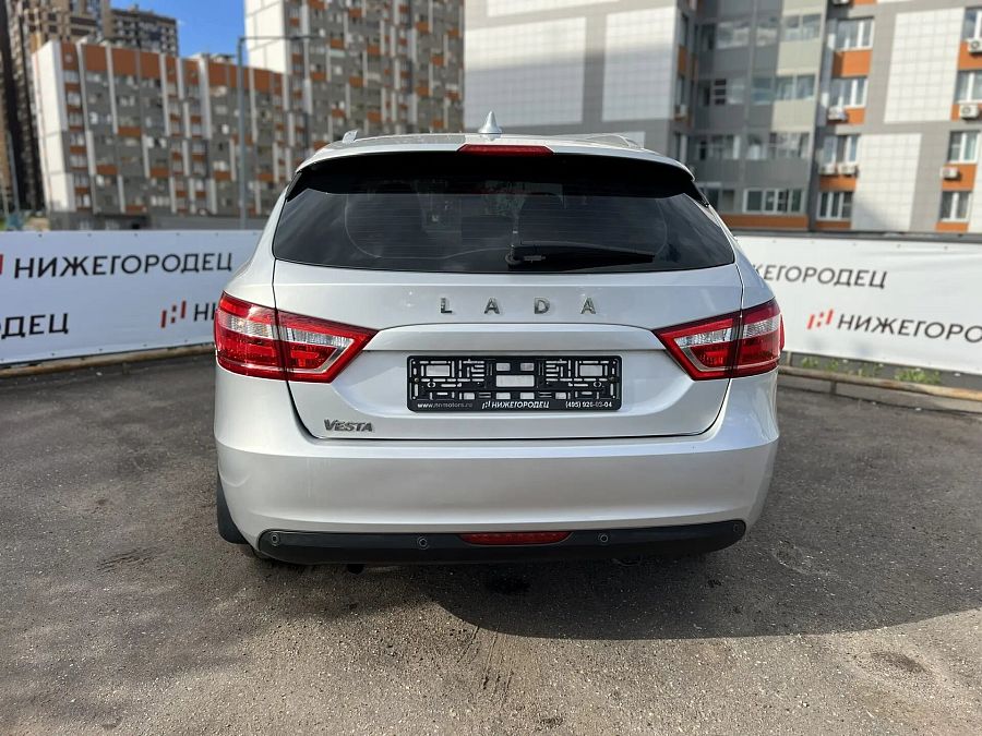 Lada (Ваз) Vesta SW 1.6 AMT (106 л.с.), 2019