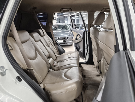 Toyota RAV4 2.0 CVT (158 л.с.) 4WD, 2010 — купить в Нижнем Новгороде