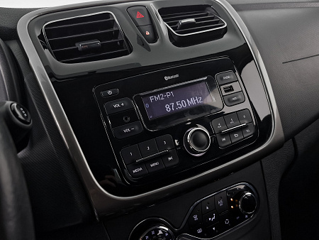 Renault Sandero Stepway 1.6 AT (102 л.с.), 2017 Renault Sandero Stepway 1.6 AT (102 л.с.), 2017 — купить в Нижнем Новгороде