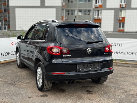 Volkswagen Tiguan 2.0d AT (140 л.с.) 4WD, 2010 Volkswagen Tiguan 2.0d AT (140 л.с.) 4WD, 2010