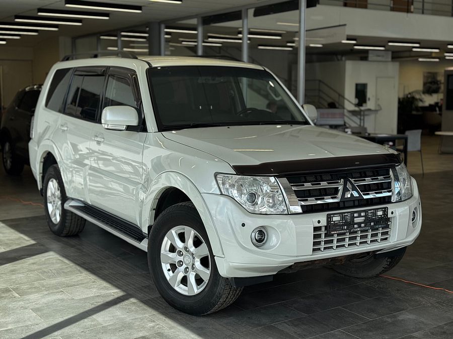 Mitsubishi Pajero 3.0 AT (178 л.с.) 4WD, 2013