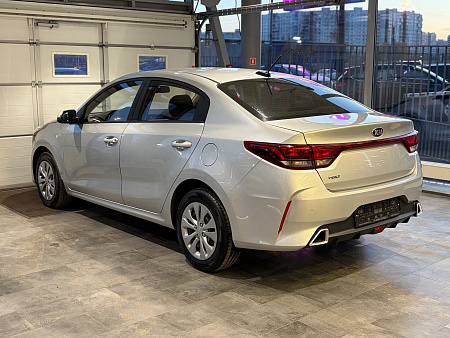 Kia Rio 1.6 AT (123 л.с.), 2020 Kia Rio 1.6 AT (123 л.с.), 2020 — купить в Нижнем Новгороде