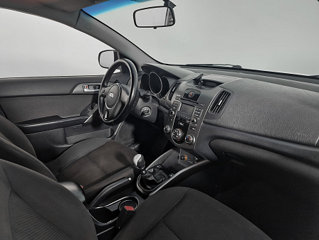 Kia Cerato 5-speed 1.6 MT (126 л.с.), 2011 Kia Cerato 5-speed 1.6 MT (126 л.с.), 2011 — купить в Нижнем Новгороде